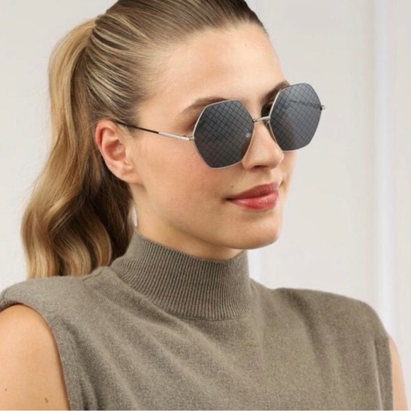 BOTTEGA VENETA BV0201S  002 SUNGLASSES WOMEN - Picture 8 of 8